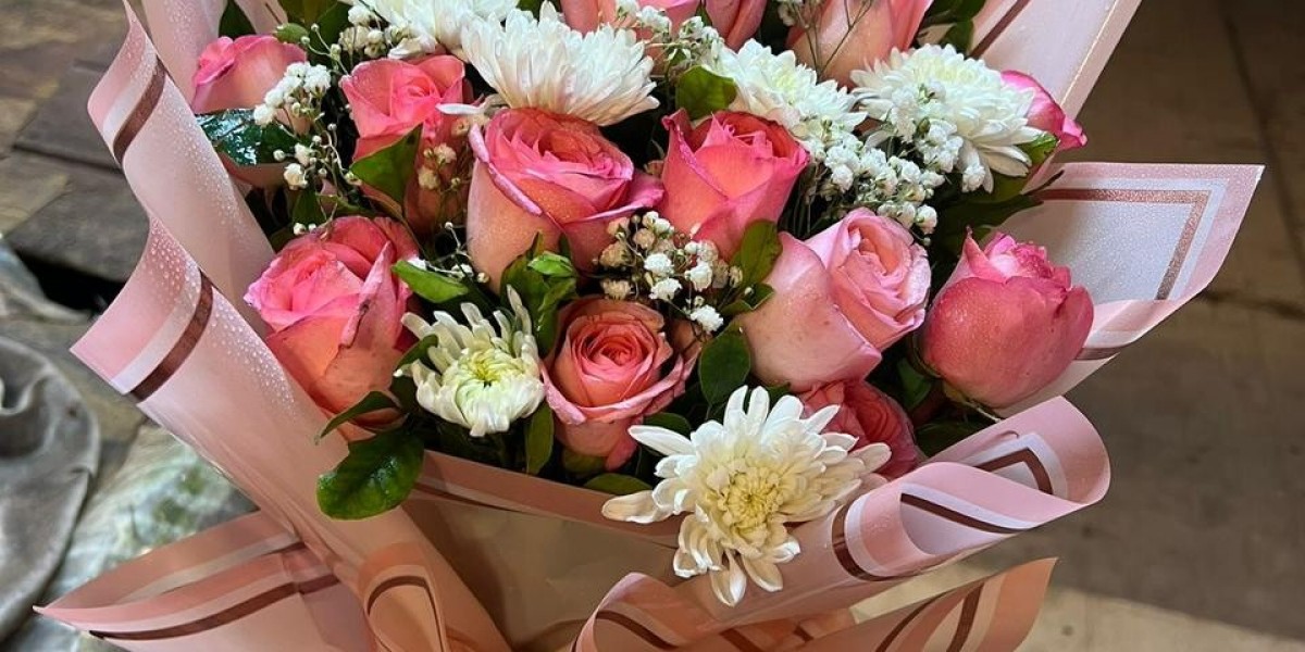 Flowers Delivery in Karachi with Premium Bouquets and Same-Day Online Service
